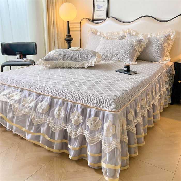 91家纺网 家纺一手货源 找家纺 虹星家纺 2024新款A类冰感凉豆豆可拆卸床裙席三件套 珍珠灰