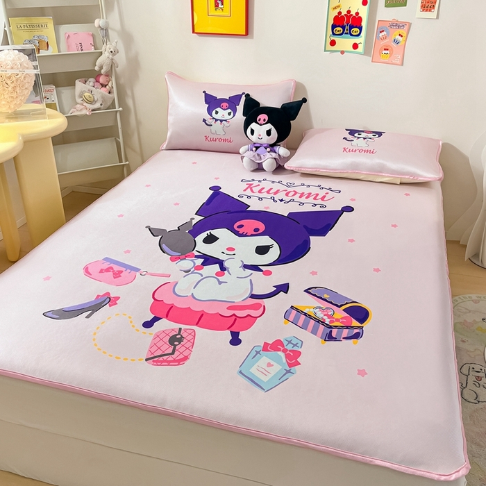 91家纺网 家纺一手货源 找家纺 博雅 2024新款三丽鸥凉感丝凉席夏被套件 大版-时尚库洛米