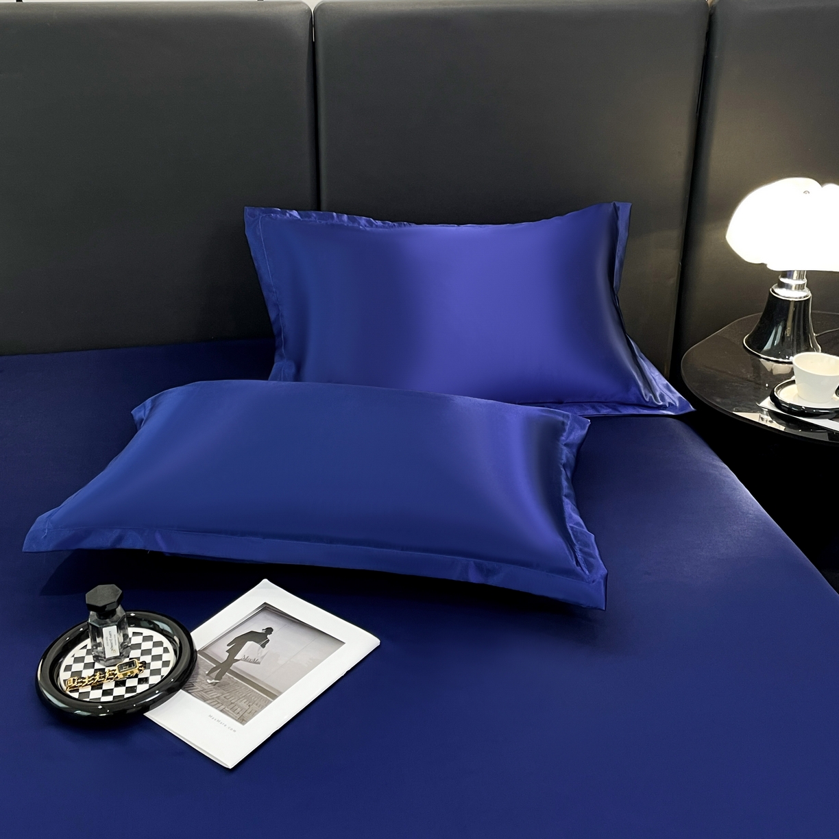 91家纺网 家纺一手货源 找家纺 梦舒羽 2025新款可水洗冰丝床垫保护罩防尘床单三件套 深海蓝