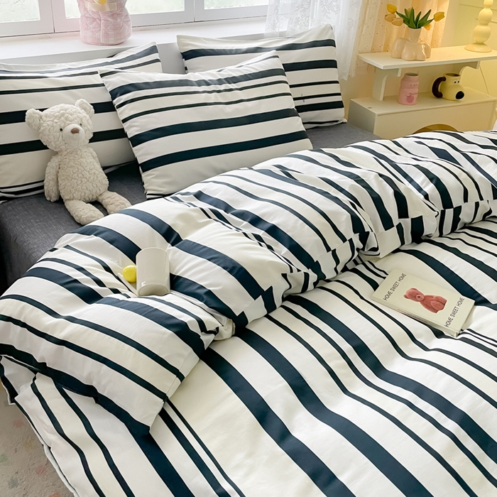 91家纺网 家纺一手货源 找家纺 芊寻家居 2024新款全棉13372花卉系列四件套 随意