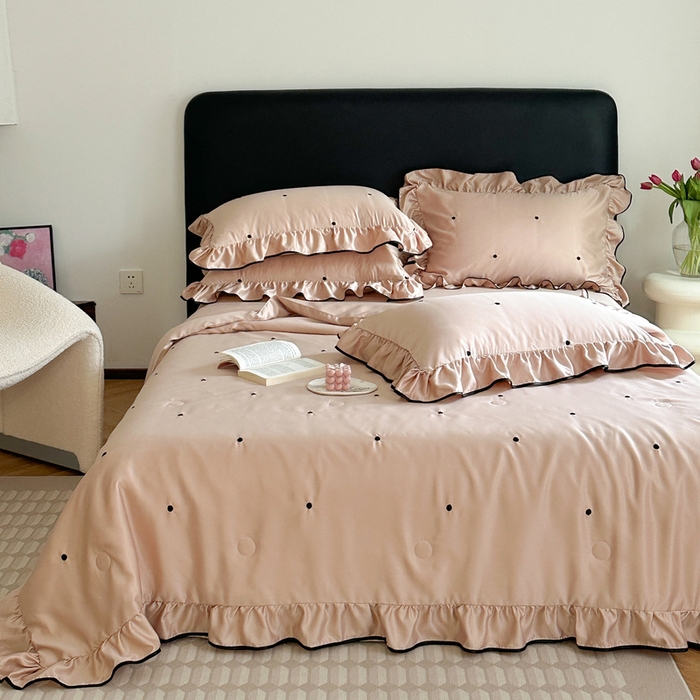 91家纺网 家纺一手货源 找家纺 （总）优悦生活馆 2024新款冰丝甜美风荷叶边款夏被四件套初夏系列 