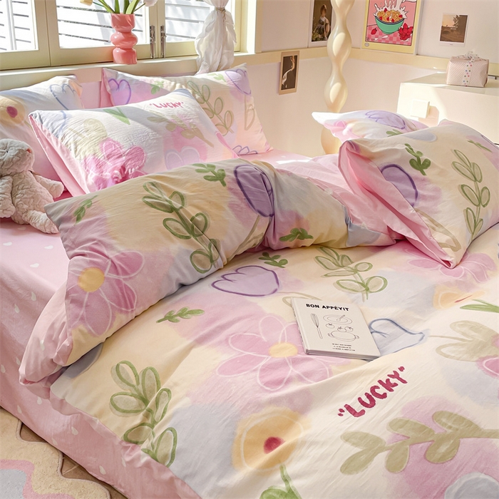 91家纺网 家纺一手货源 找家纺 盛秋家纺 2026新款水洗棉印花四件套-卡通系列 雅朵+粉爱心