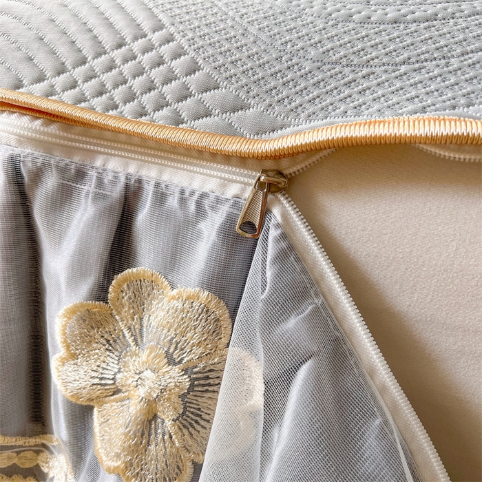 91家纺网 家纺一手货源 找家纺 虹星家纺 2024新款A类冰感凉豆豆可拆卸床裙席三件套 静谧灰