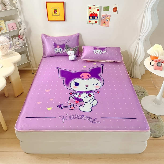 91家纺网 家纺一手货源 找家纺 博雅 2024新款三丽鸥凉感丝凉席夏被套件 大版-信封库洛米