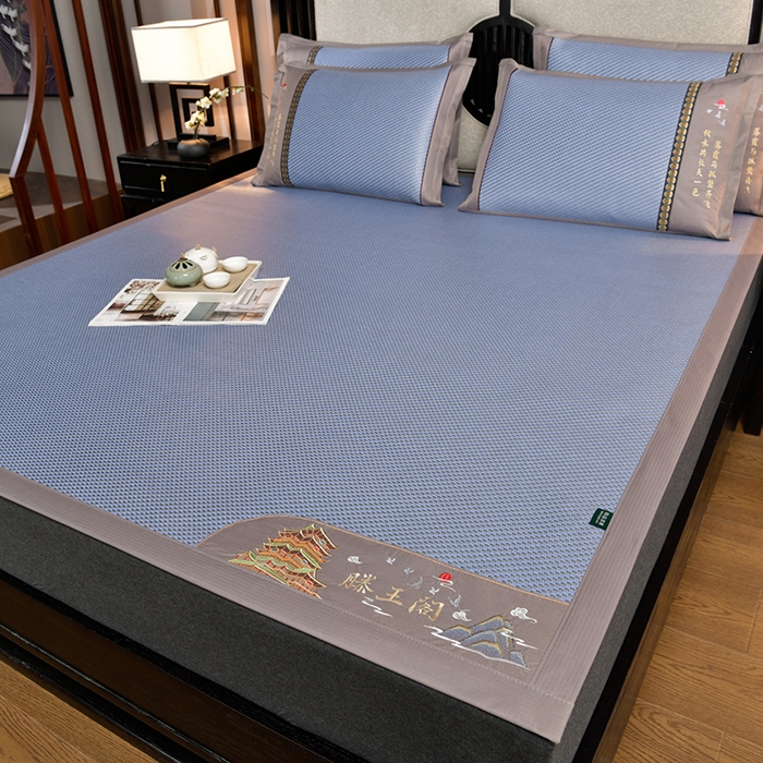 91家纺网 家纺一手货源 找家纺 简一 2024新款滕王阁重工刺绣加厚编织冰滕双面凉席 滕王阁湖蓝床单