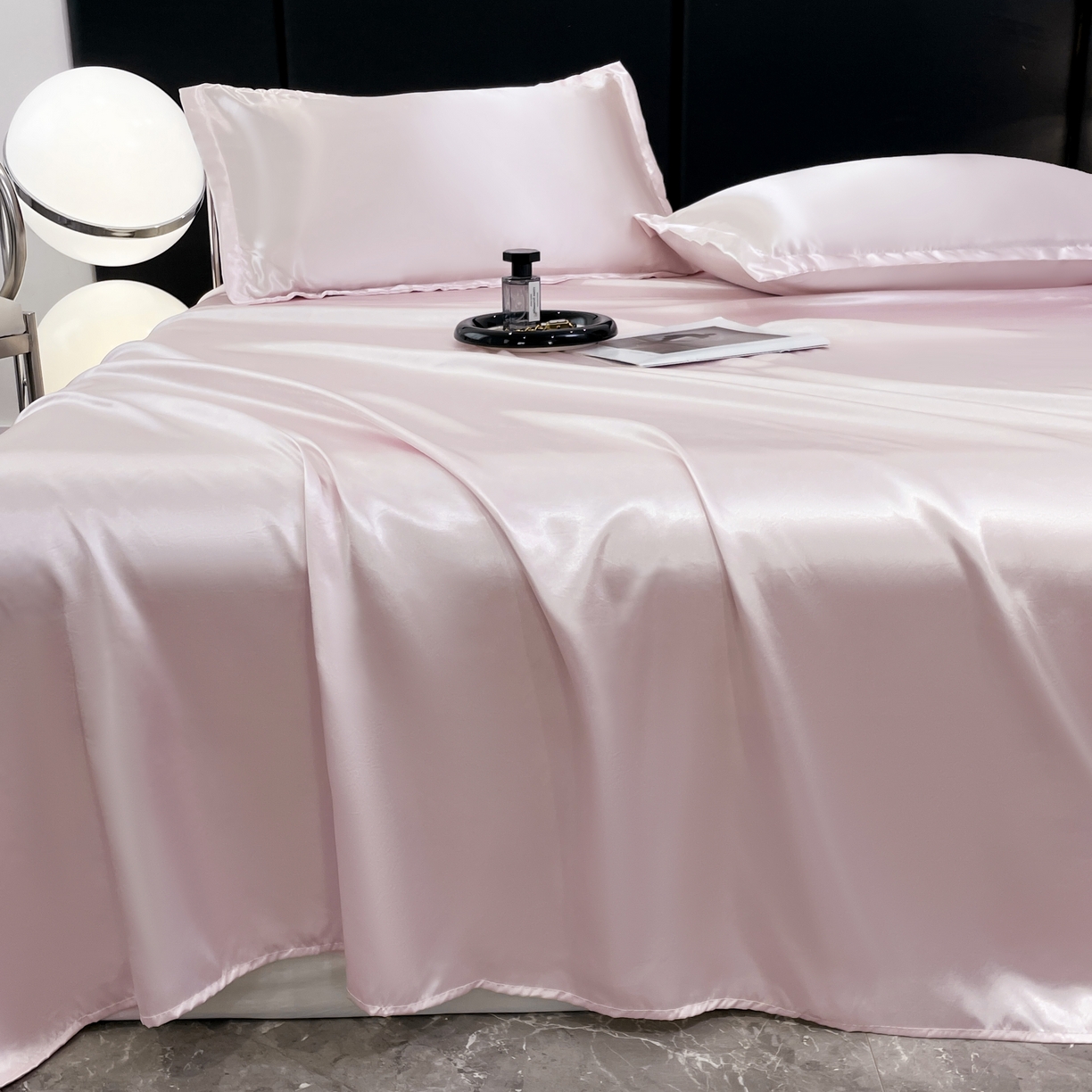 91家纺网 家纺一手货源 找家纺 梦舒羽 2025新款可水洗冰丝床垫保护罩防尘床单三件套 淡雅玉