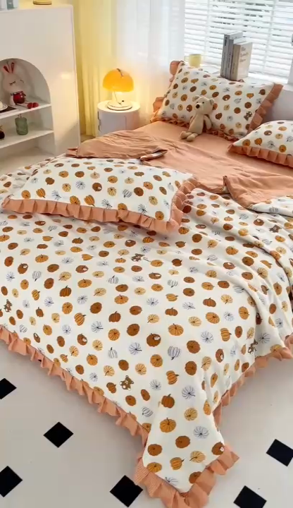 91家纺网 家纺一手货源 找家纺 梦莱斯 2024新款时尚舒适泡泡棉夏被四件套 南瓜