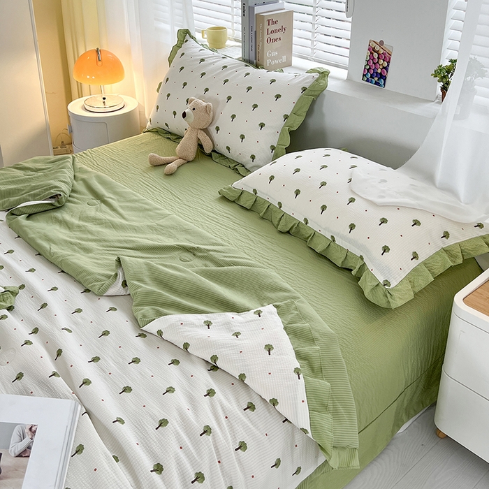 91家纺网 家纺一手货源 找家纺 梦莱斯 2024新款时尚舒适泡泡棉夏被四件套 森林