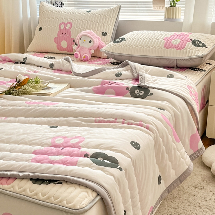 91家纺网 家纺一手货源 找家纺 福来临家纺 2025新款印花夏被 小兔乖乖