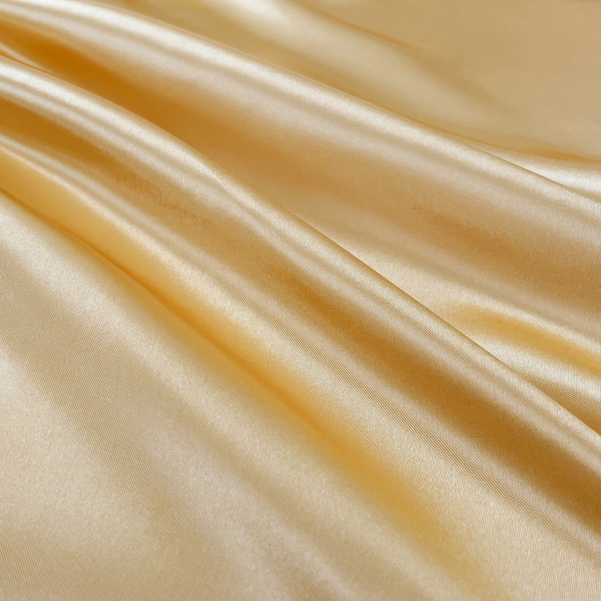 91家纺网 家纺一手货源 找家纺 梦舒羽 2025新款可水洗冰丝床垫保护罩防尘床单三件套 金驼色