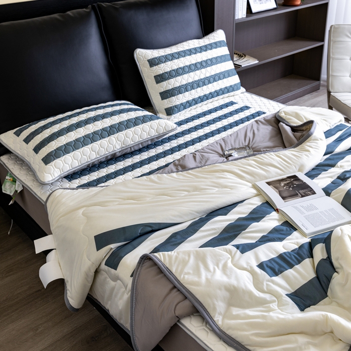 91家纺网 家纺一手货源 找家纺 摩卡 2024新品冰激凌大豆夏被 周末