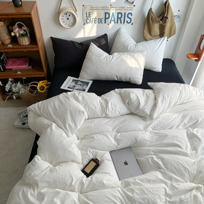 91家纺网 家纺一手货源 找家纺 易辰美 2024新款混搭超柔水洗棉四件套 奶白+酷黑