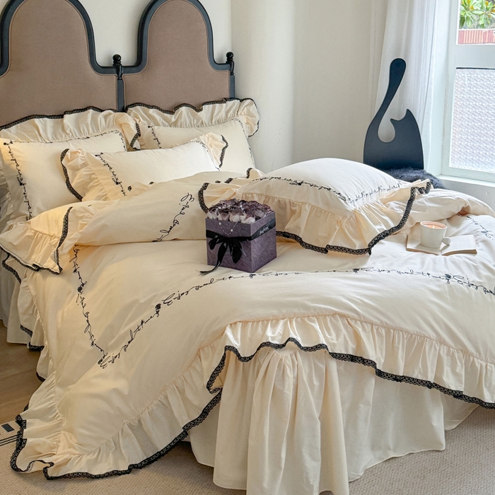 91家纺网 家纺一手货源 找家纺 （总）亲亲公主 2025新款全棉法式绣花四件套-玫瑰爱情