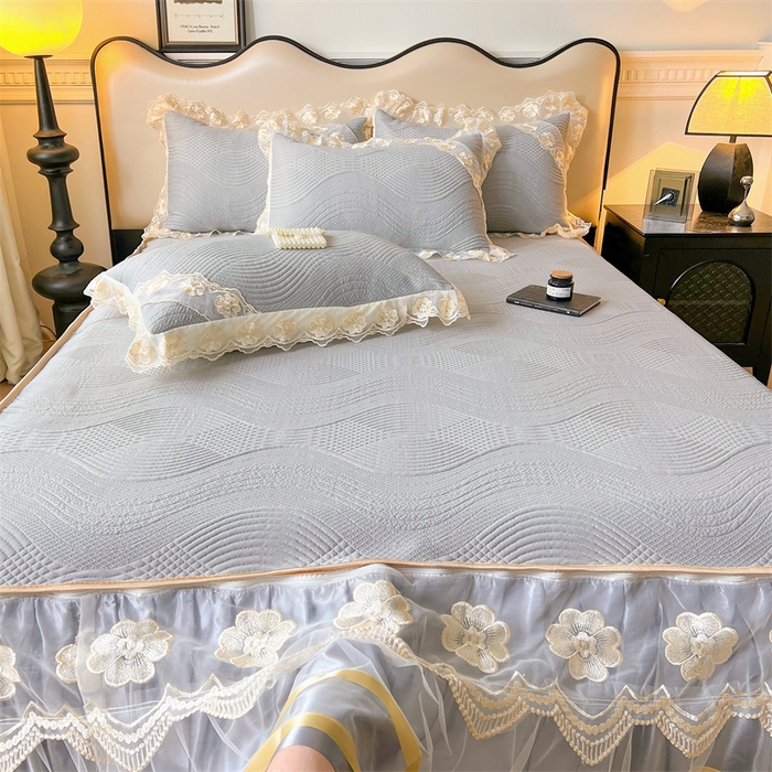 91家纺网 家纺一手货源 找家纺 虹星家纺 2024新款A类冰感凉豆豆可拆卸床裙席三件套 静谧灰