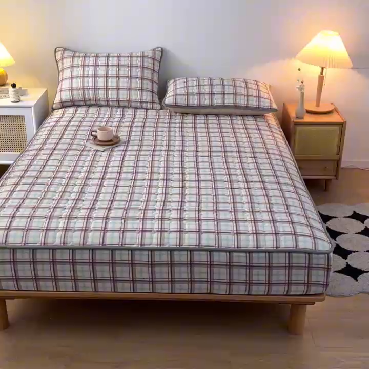 91家纺网 家纺一手货源 找家纺 鑫钰 2024新款无印风水洗棉水洗亲肤大豆夹棉床笠-简格 简格-格调咖