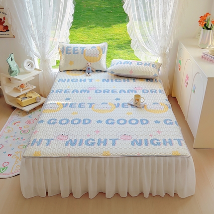 91家纺网 家纺一手货源 找家纺 柒月家居 2024新款印花小清新款乳胶凉床裙席床裙夏被四件套 月亮船