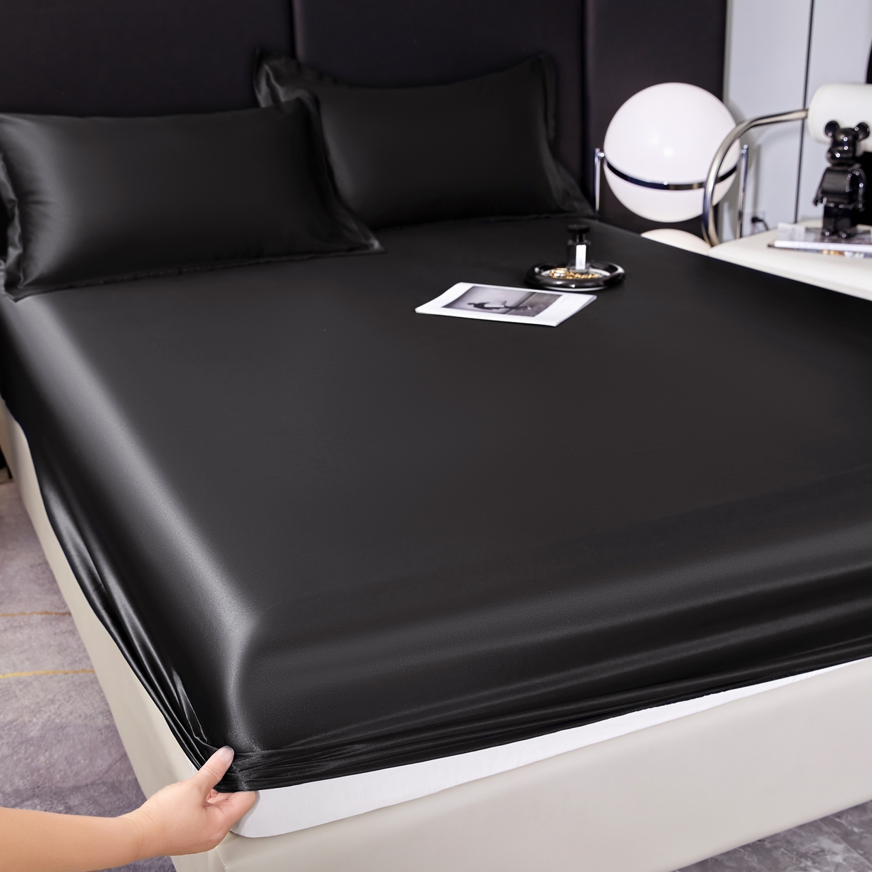 91家纺网 家纺一手货源 找家纺 梦舒羽 2025新款可水洗冰丝床垫保护套床笠三件套 尊贵黑