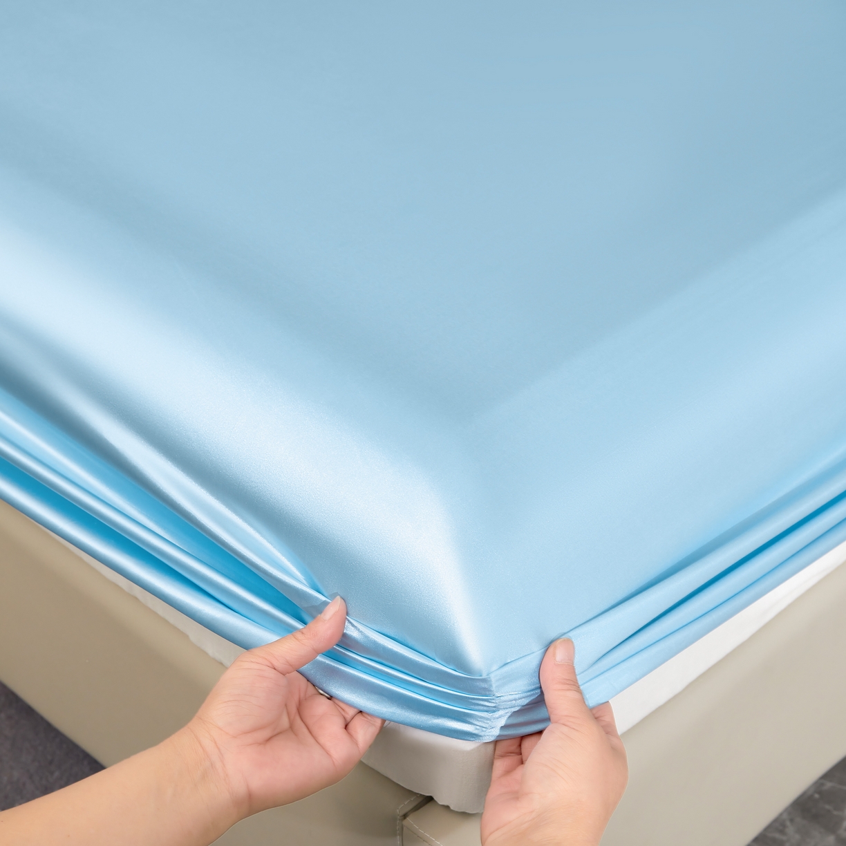 91家纺网 家纺一手货源 找家纺 梦舒羽 2025新款可水洗冰丝床垫保护套床笠三件套 天空蓝