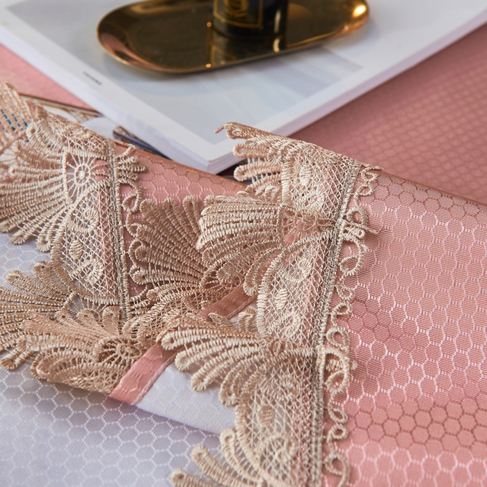 91家纺网 家纺一手货源 找家纺 大境 2024新款900d窝蜂冰丝凉席三件套 俏丽花姿