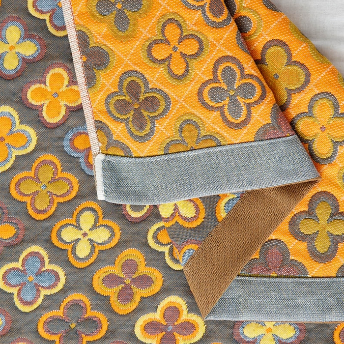 91家纺网 家纺一手货源 找家纺 朴尔-2024全棉四层纱布色织提花宽边时尚枕巾系列52*78一对 四叶心-黄