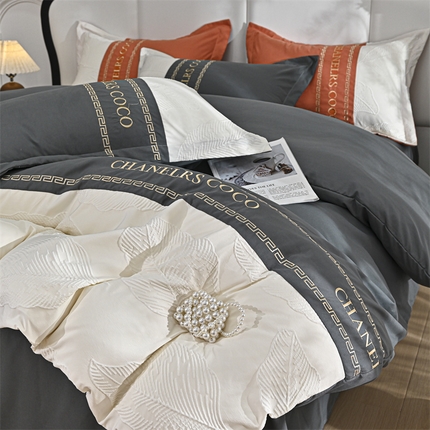 91家纺网 家纺一手货源 找家纺 （总）富宁家纺 2025新款直播爆款水洗棉磨毛立体浮雕刺绣四件套-卡诗