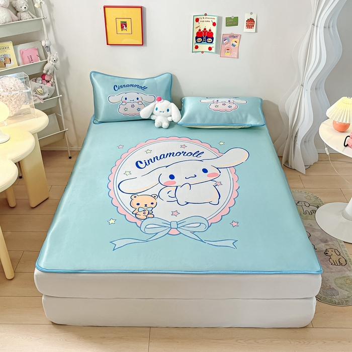 91家纺网 家纺一手货源 找家纺 博雅 2024新款三丽鸥凉感丝凉席夏被套件 大版-软萌玉桂狗