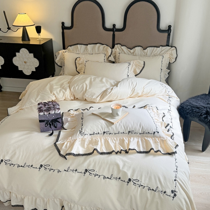 91家纺网 家纺一手货源 找家纺 （总）亲亲公主 2025新款全棉法式绣花四件套-玫瑰爱情