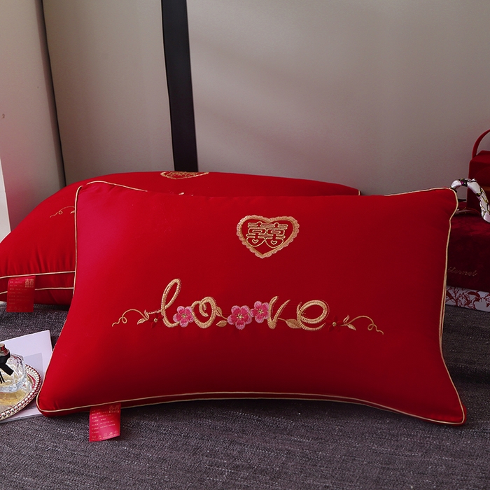 91家纺网 家纺一手货源 找家纺 （总）糖果枕芯 2024新款全棉婚庆枕芯忱头 48*74CM一只