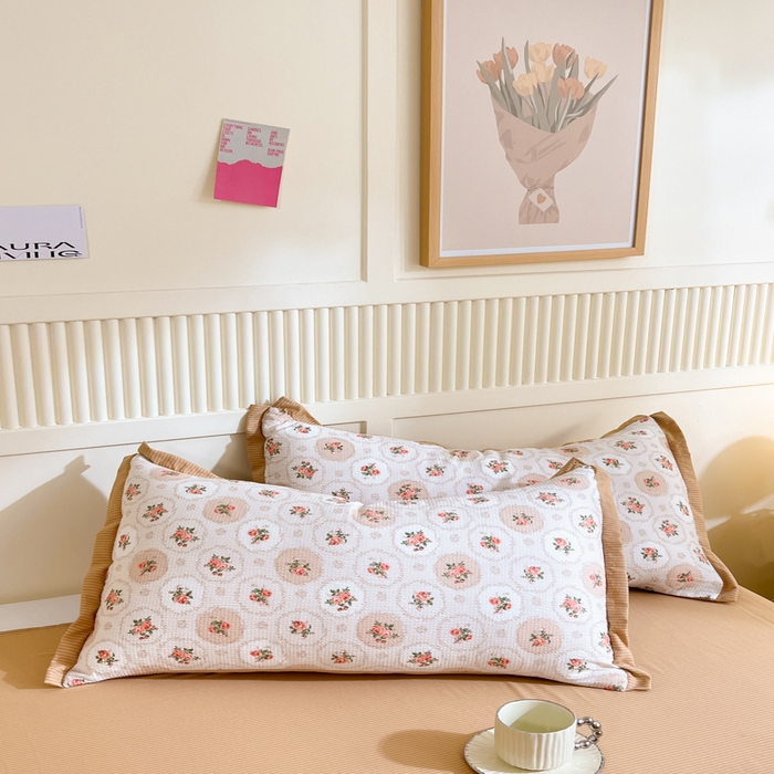 91家纺网 家纺一手货源 找家纺 2024新款泡泡棉小缺角工艺夏被四件套 蔷薇花园