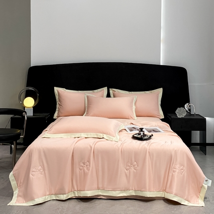 91家纺网 家纺一手货源 找家纺 红嘴企鹅 2025新款水洗真丝夏被四件套-蝴蝶结 蝴蝶结粉色