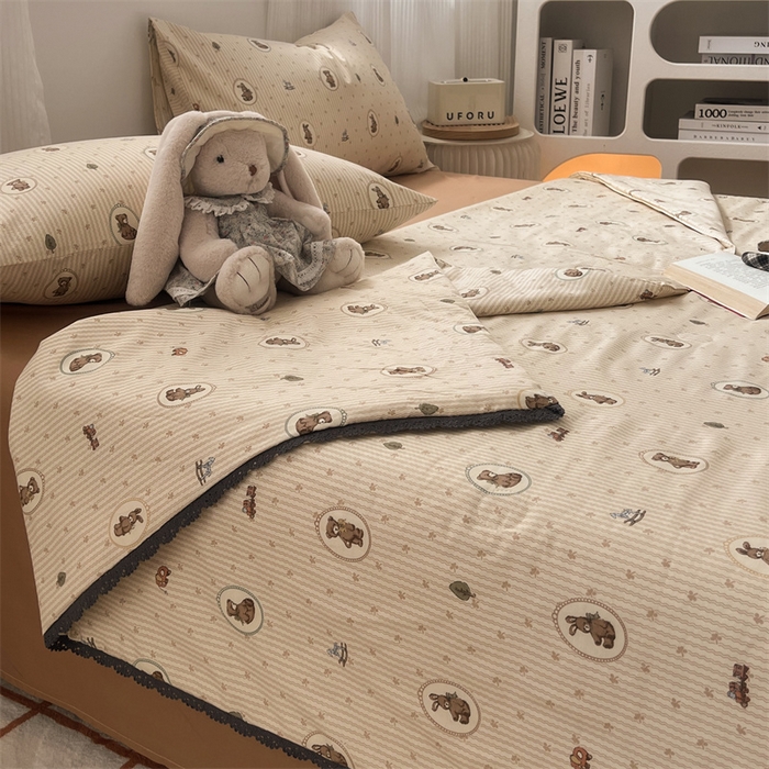 91家纺网 家纺一手货源 找家纺 HL原创 2024新款全棉法式大豆被夏被 XB-玩偶熊