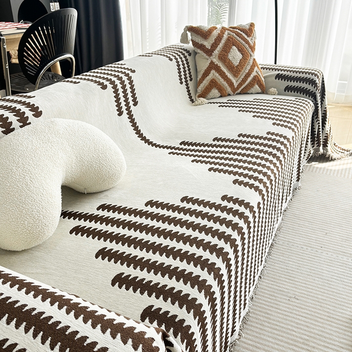 91家纺网 家纺一手货源 找家纺 逐日沙发套 2024新款加厚雪尼尔沙发巾 雪尼尔 沙发巾-文绪（咖）