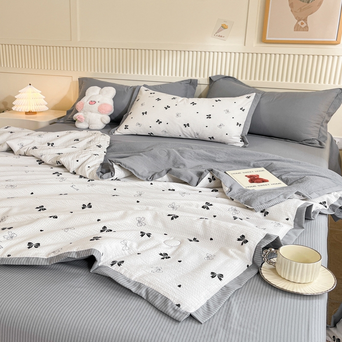 91家纺网 家纺一手货源 找家纺 2024新款泡泡棉小缺角工艺夏被四件套 蝴蝶结