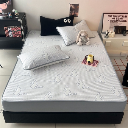 91家纺网 家纺一手货源 找家纺 HL原创 2024新款PE聚乙稀纤维-冰魔豆凉席 幸运兔-蓝（平铺款）