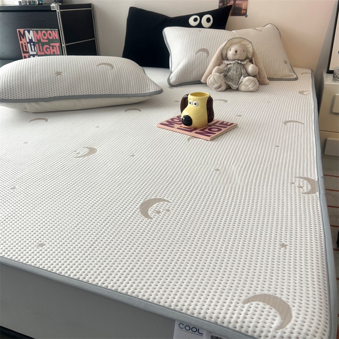 91家纺网 家纺一手货源 找家纺 HL原创 2024新款PE聚乙稀纤维-冰魔豆凉席 星星月亮-咖（平铺款）