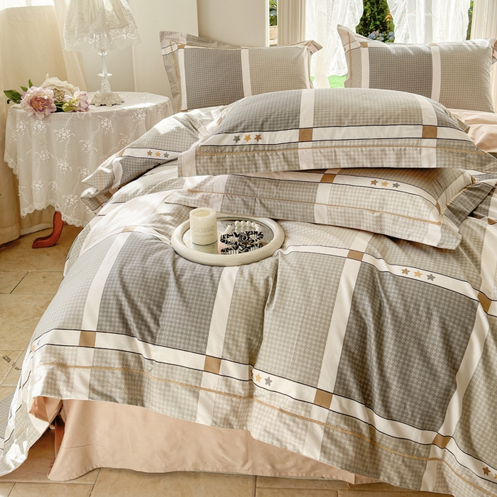 91家纺网 家纺一手货源 找家纺 7V 小清新大宽边100%纯棉法式四件套轻奢13376全棉喷气宽幅长绒棉被套床单床笠套件 自由简约