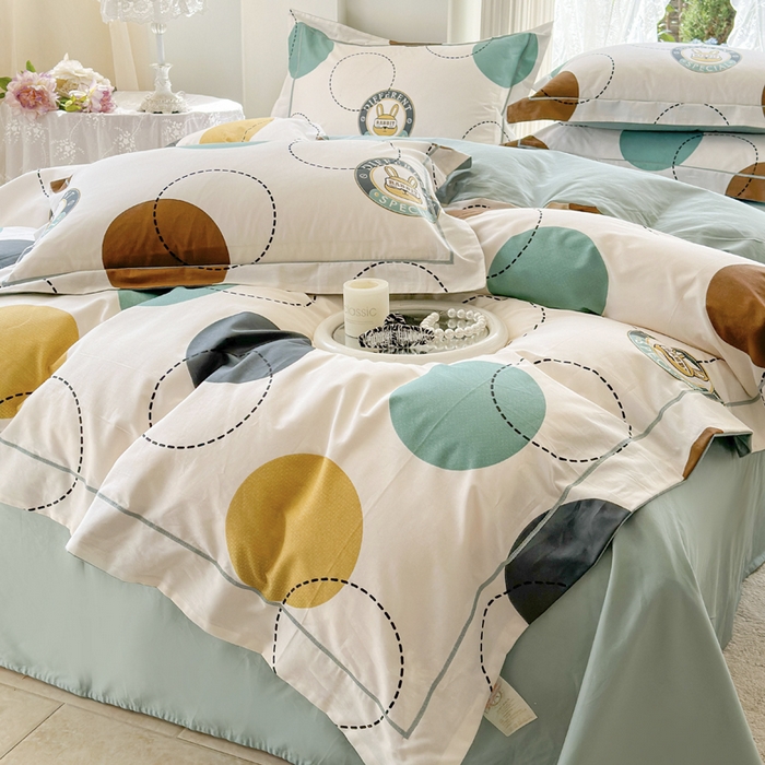 91家纺网 家纺一手货源 找家纺 7V 小清新大宽边100%纯棉法式四件套轻奢13376全棉喷气宽幅长绒棉被套床单床笠套件 动感兔-米