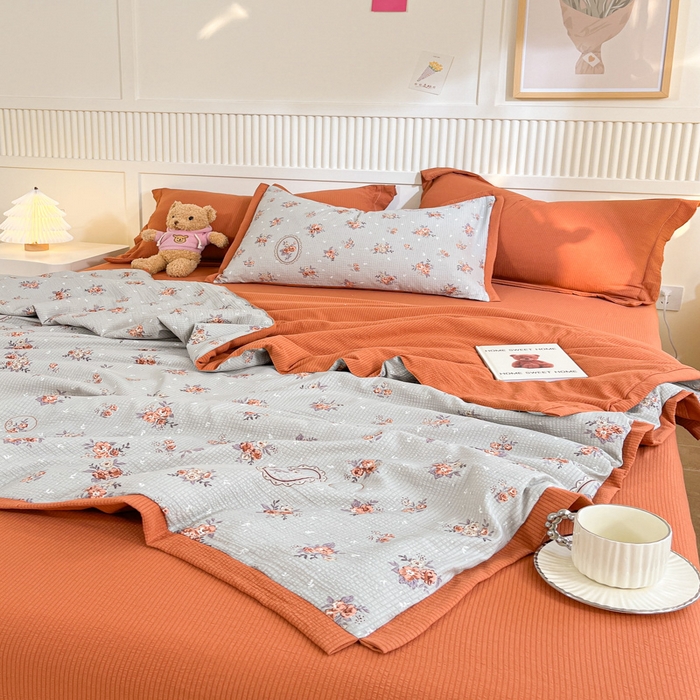 91家纺网 家纺一手货源 找家纺 2024新款泡泡棉小缺角工艺夏被四件套 暮春