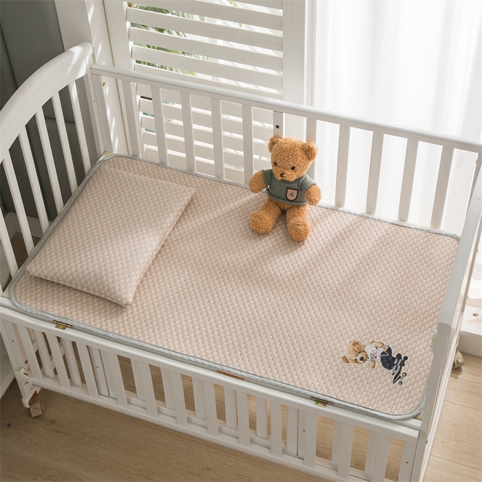 91家纺网 家纺一手货源 找家纺 宅部落 2024年新款凉感豆豆幼儿园幼婴儿儿童凉席 滑板熊-咖色