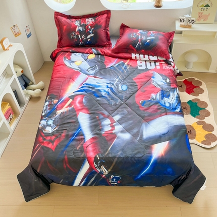 91家纺网 家纺一手货源 找家纺 （总）宝薇 2025新款数码印花卡通大版60支有氧水洗真丝夏被夏被      