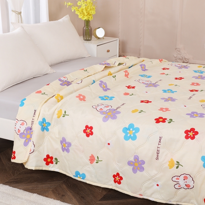 91家纺网 家纺一手货源 找家纺 钻石绒便宜夏被夏凉被空调被超声波压花礼品直播供应链引流爆款 花瓣兔