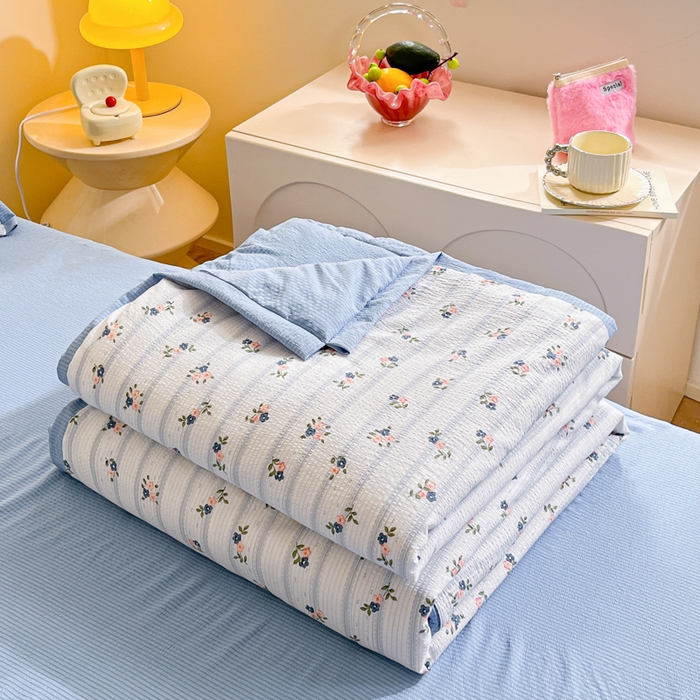 91家纺网 家纺一手货源 找家纺 2024新款泡泡棉小缺角工艺夏被四件套 清芬-兰