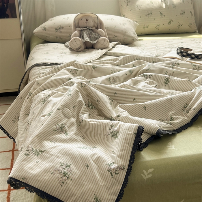 91家纺网 家纺一手货源 找家纺 HL原创 2024新款全棉法式大豆被夏被 XB-栀子花开