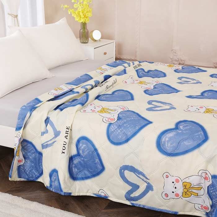 91家纺网 家纺一手货源 找家纺 钻石绒便宜夏被夏凉被空调被超声波压花礼品直播供应链引流爆款 爱心熊