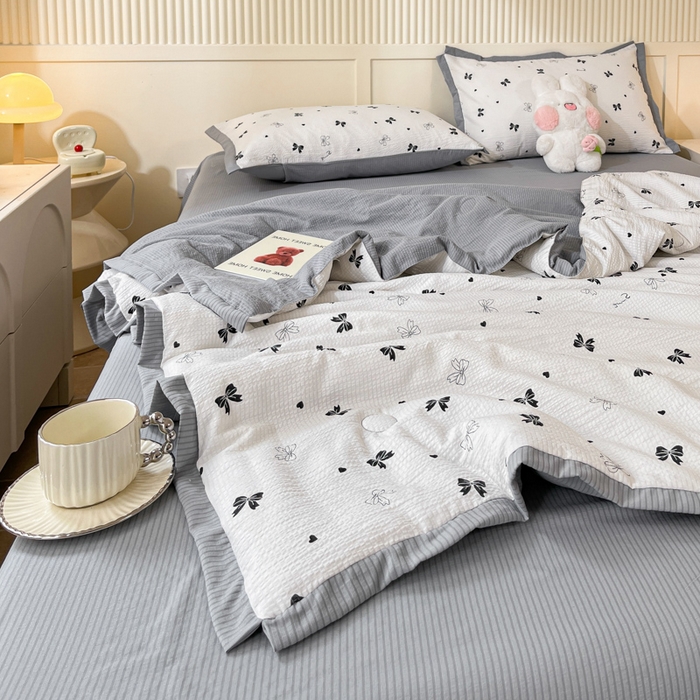 91家纺网 家纺一手货源 找家纺 2024新款泡泡棉小缺角工艺夏被四件套 蝴蝶结