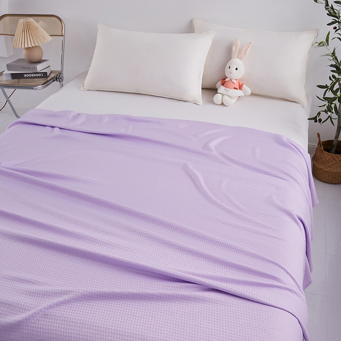 91家纺网 家纺一手货源 找家纺 金泰莱 2025新款菱形格竹纤维盖毯子提花薄夏被夏凉被空调毯子 紫色