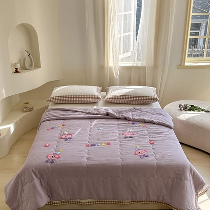 91家纺网 家纺一手货源 找家纺 （总）洋铭区（原狠狠爱）2024新款皱皱纱绣花夏被