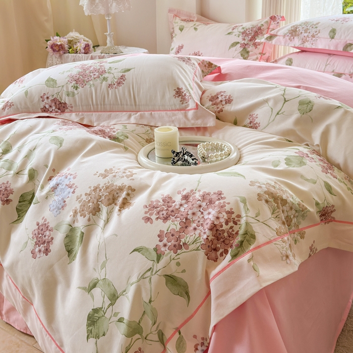 91家纺网 家纺一手货源 找家纺 7V 小清新大宽边100%纯棉法式四件套轻奢13376全棉喷气宽幅长绒棉被套床单床笠套件 南枝-粉