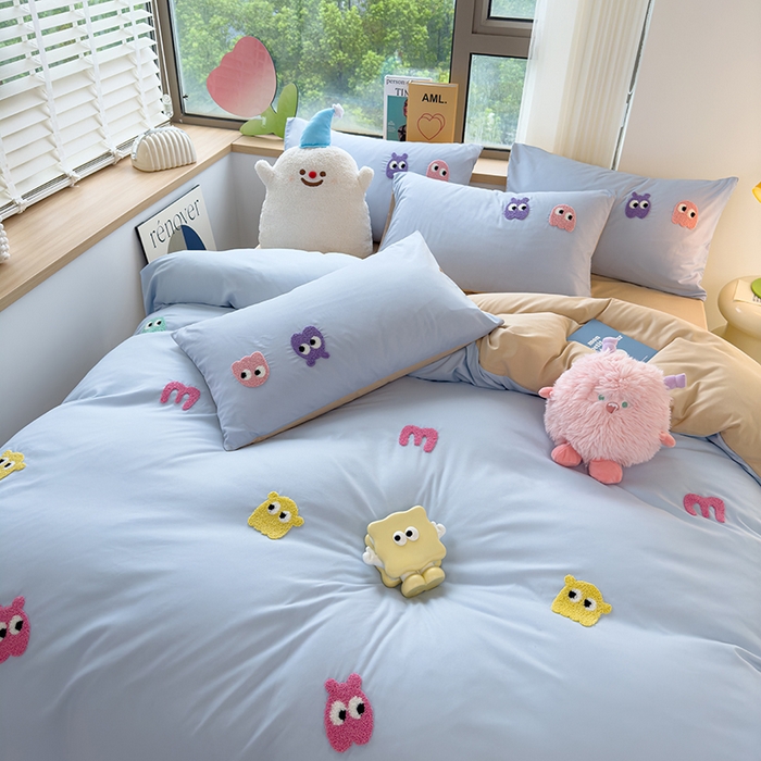 91家纺网 家纺一手货源 找家纺 曼谷 年新款多巴胺毛巾绣四件套柔软磨毛床上用品水洗棉套件 多巴胺-浅蓝奶茶