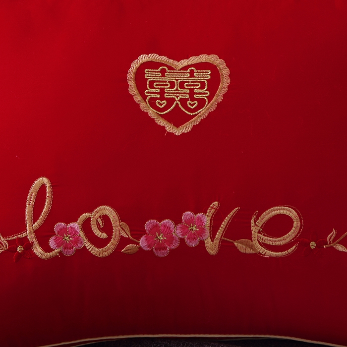 91家纺网 家纺一手货源 找家纺 （总）糖果枕芯 2024新款全棉婚庆枕芯忱头 48*74CM一只